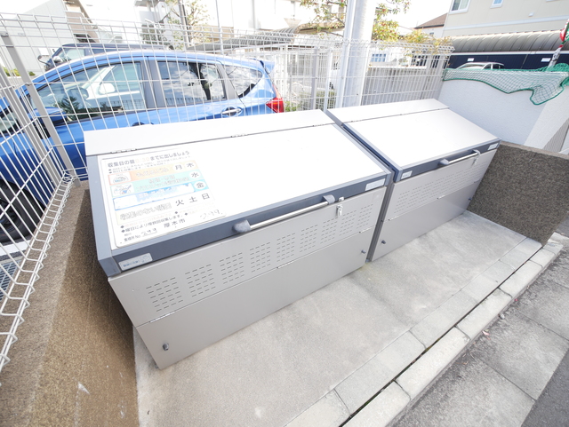 その他共有部分　★敷地内にごみ置き場がございます★