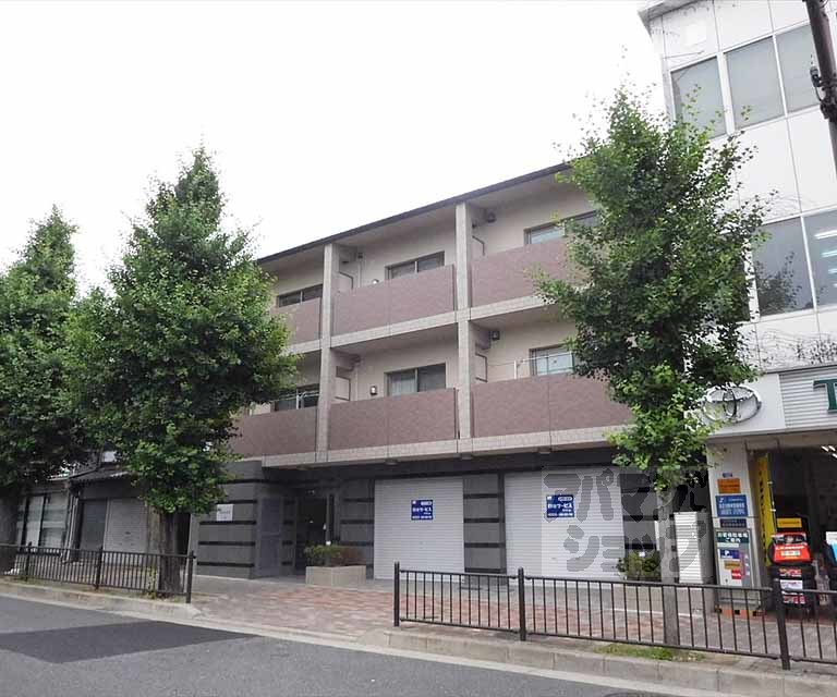 建物外観　鞍馬口エリアのお部屋探しはアパマンショップ北大路店まで！
