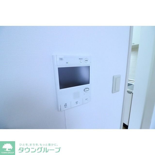 セキュリティ　同タイプ、別部屋、モデル家具設置時の写真です
