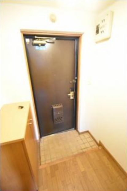 玄関　別号室の写真です。ご参考までに