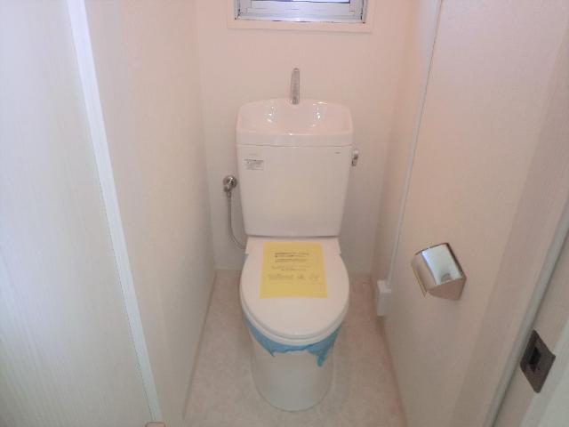 トイレ　参考写真（同物件別部屋）※現況優先