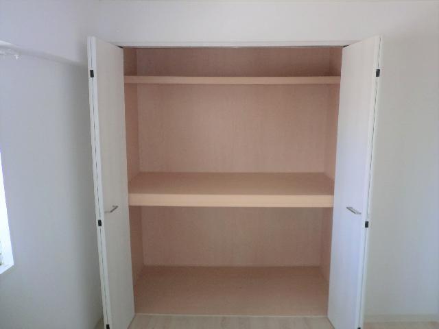 収納　参考写真（同物件別部屋）※現況優先