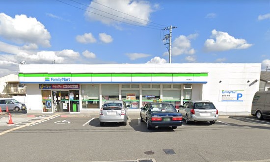 コンビニ　ファミリーマート 堺伏尾店（コンビニ）まで598m