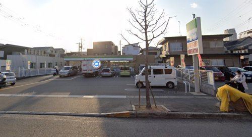 コンビニ　ファミリーマート 神戸住吉宮町二丁目店（コンビニ）まで352m