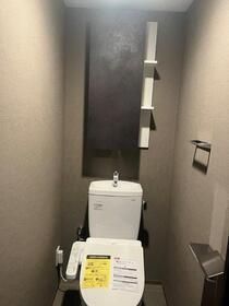 トイレ　別タイプ部屋　参考写真です