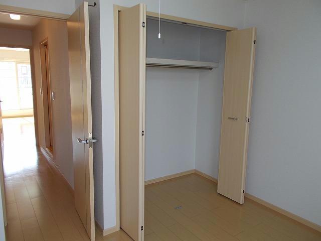 収納　グランツ道