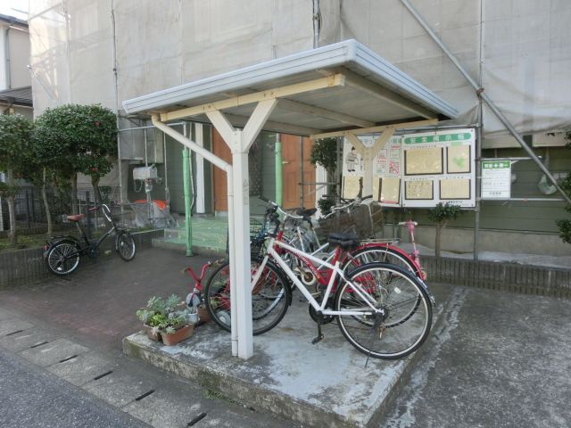 その他共有部分　便利な駐輪場です。