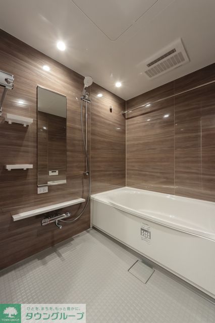 バス・シャワールーム　※写真は同タイプ住戸です。