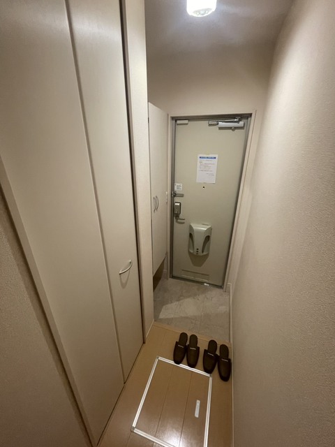 玄関　別号室参考写真になります