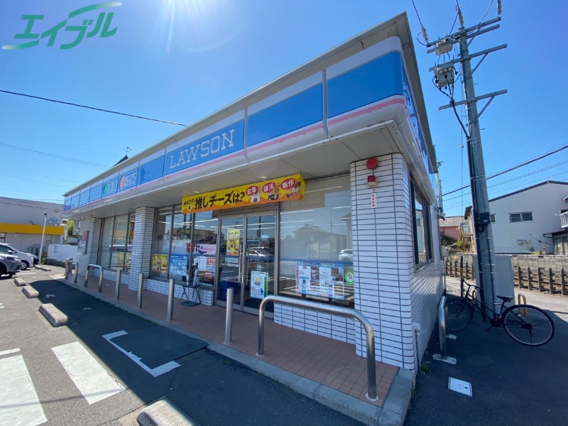 コンビニ　ローソン四日市中川原店（コンビニ）まで519m