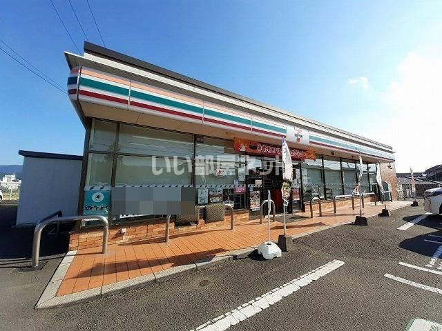 コンビニ　セブン-イレブン 大分松岡店（コンビニ）まで375m