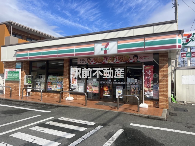 コンビニ　セブンイレブン大牟田通町2丁目店（コンビニ）まで30m