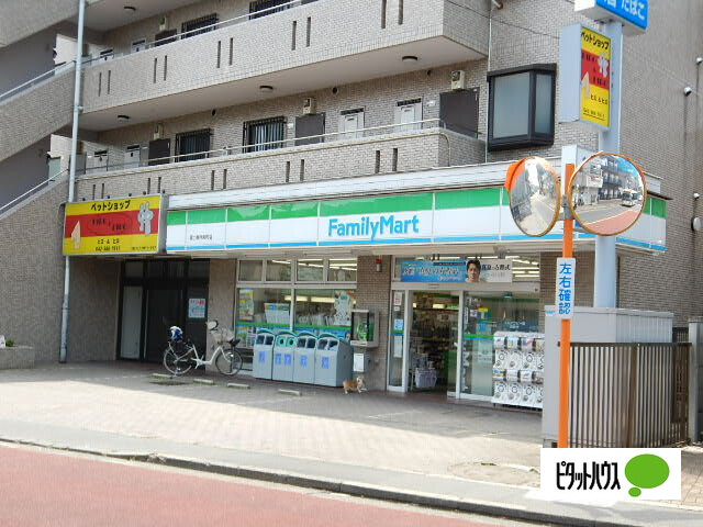 コンビニ　ファミリーマート小金井東町一丁目店（コンビニ）まで94m