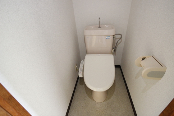 トイレ　※別部屋の写真です