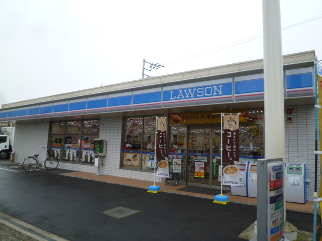 コンビニ　ローソン 神奈川工科大学前店（コンビニ）まで39m