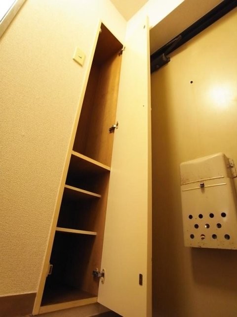 ダイアパレス氷川台の玄関写真