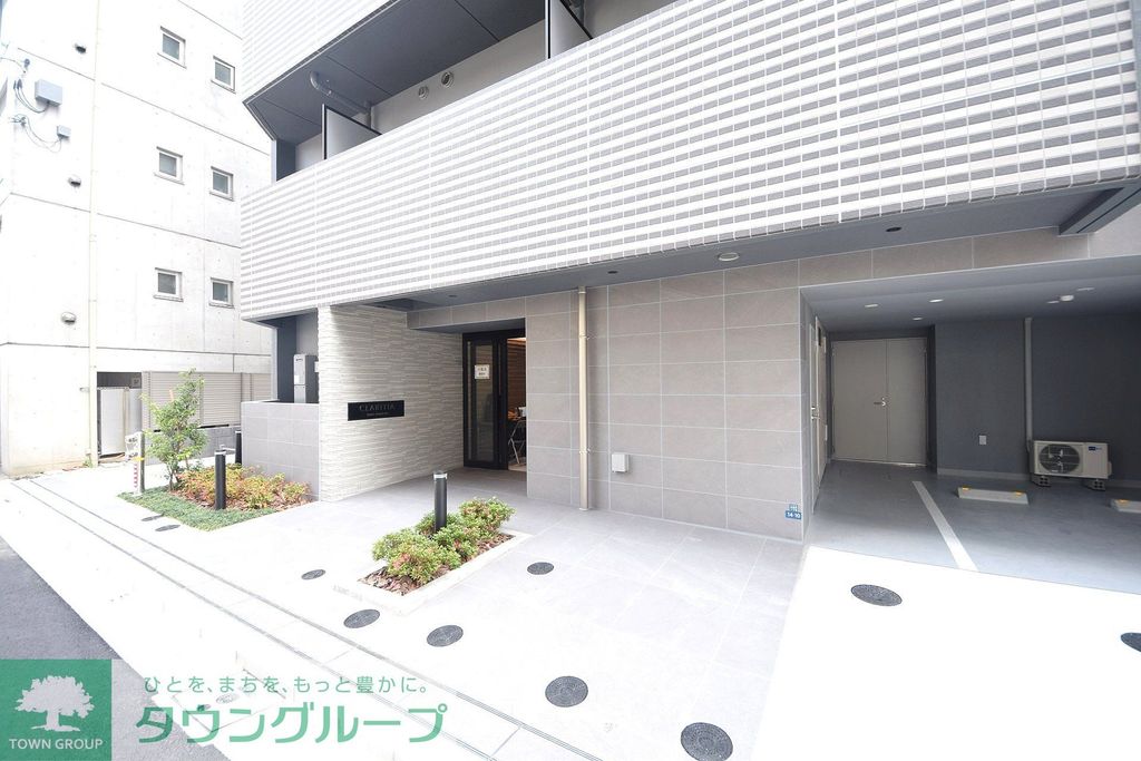 エントランス　エントランス