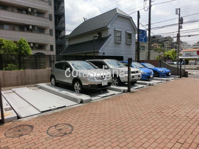 駐車場　ルセアン保土ヶ谷　駐車場