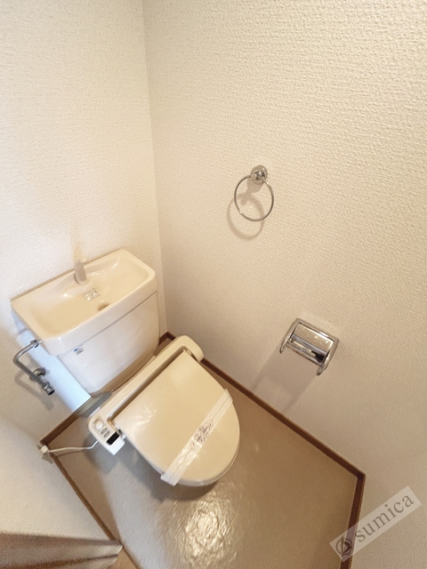 トイレ　セパレートでゆったり使えます♪♪