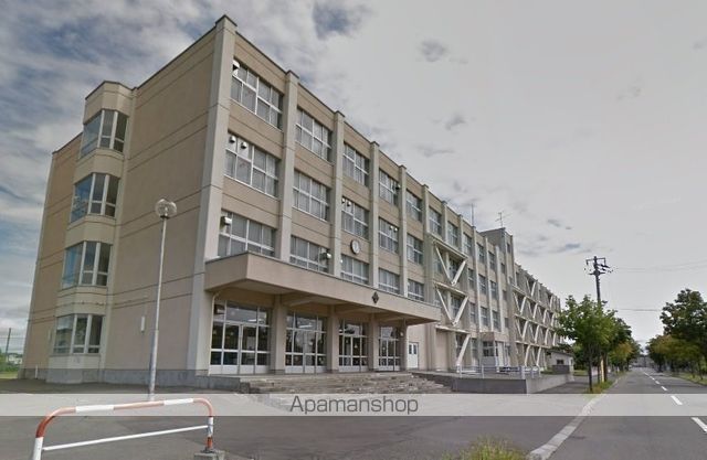 中学校　太平中学校（中学校）まで597m
