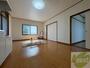 居室・リビング　広くてキレイなお部屋が広がっていて、充実した生活が送れそう。