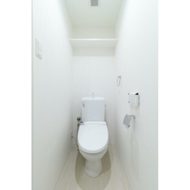 トイレ　※写真は同タイプ住戸です。