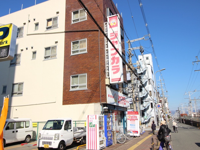 その他　カラオケ（その他）まで580m