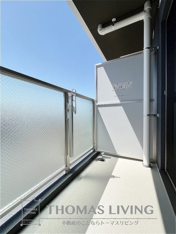 バルコニー　建築中の為、同間取りの類似物件でご参考下さい。