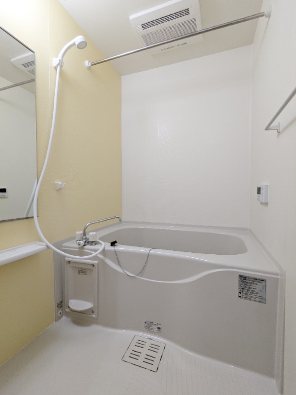 バス・シャワールーム　図面と現状に相違がある場合には現状を優先