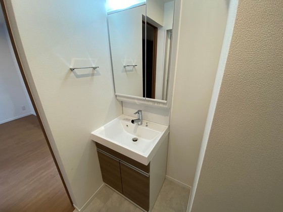 洗面設備　※別部屋の写真です
