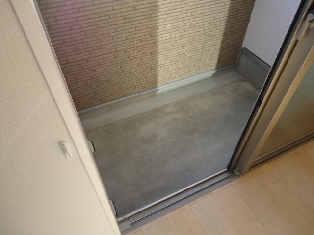 バルコニー　ベランダ