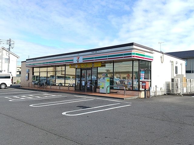 コンビニ　セブンイレブン 水戸緑岡店（コンビニ）まで1007m