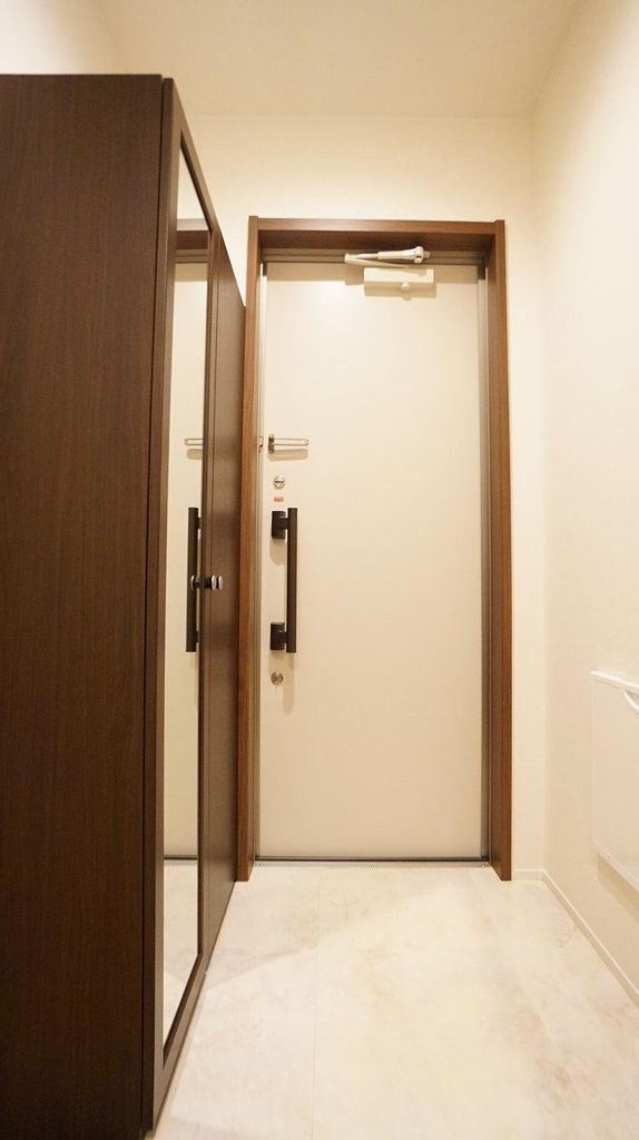 玄関　設備