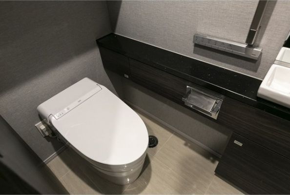 トイレ　参考写真