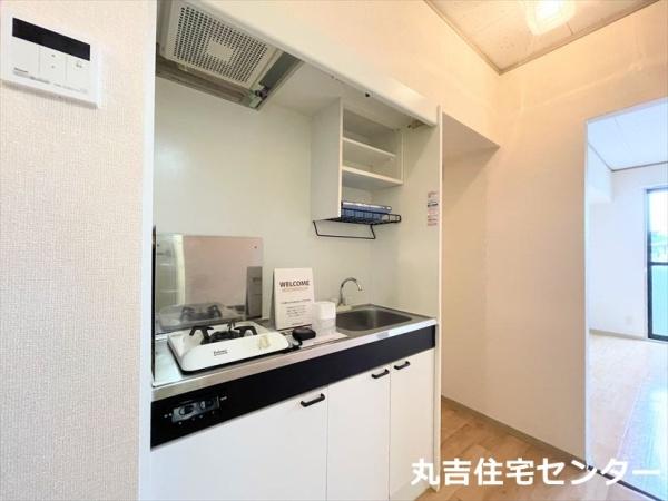 グリーンオークのキッチン写真