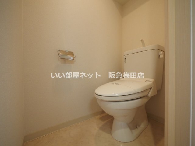 トイレ　反転タイプとなります。