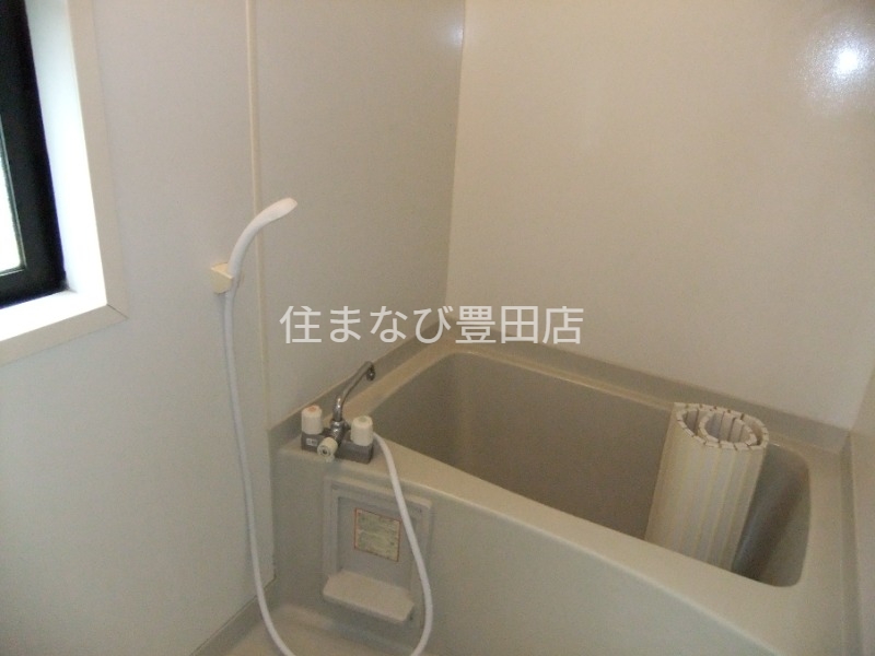 バス・シャワールーム　同型タイプ