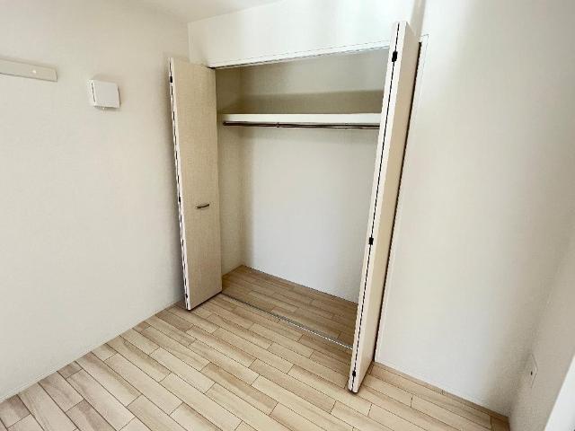 収納　(写真は別号室です）