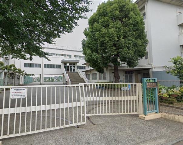 中学校　三鷹市立第五中学校（中学校）まで776m