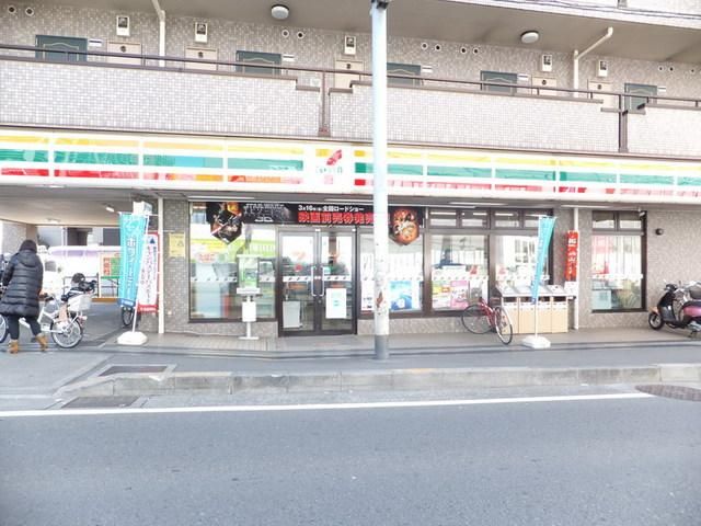 コンビニ　セブンイレブン（コンビニ）まで20m