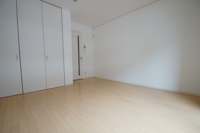 その他部屋・スペース　清潔感のあるフローリングのお部屋です