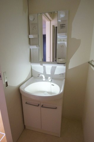 洗面設備　あると便利な独立洗面台
