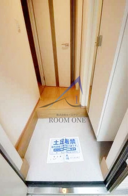 玄関　玄関です。