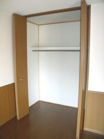 収納　※別号室参考写真です