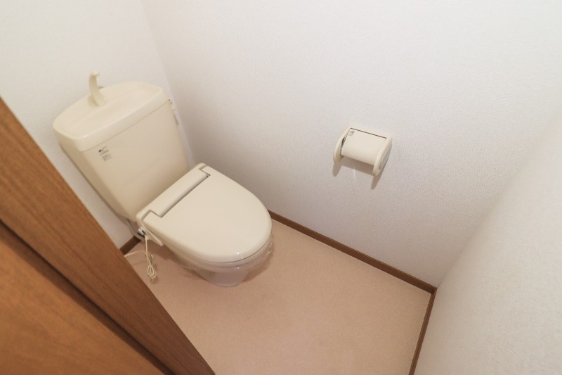 トイレ　図面と現状に相違がある場合には現状を優先