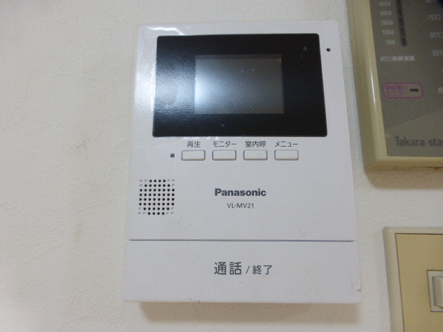 セキュリティ　急な訪問者をモニターで確認出来る　　TVドアホン
