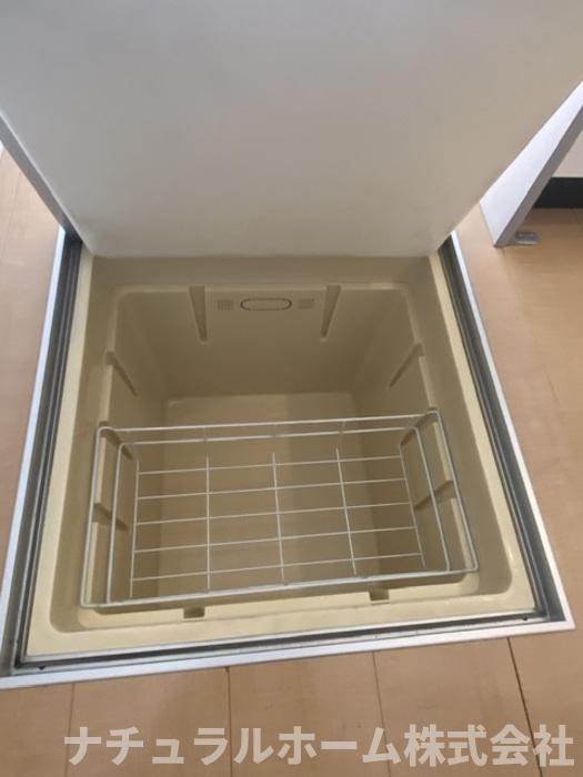 収納　床下収納