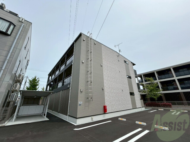 建物外観　外観３