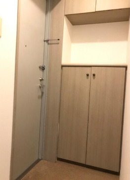 サンフラッツ山手の玄関写真