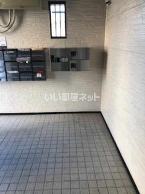 ＪＲ仙山線 国見駅 徒歩32分 3階建 築21年の外観写真